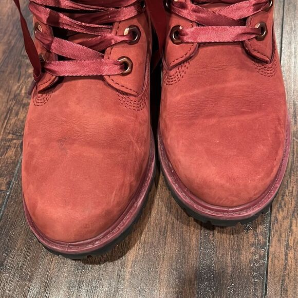 Premium Burgandy Red Timberlands with satin top and ribbon laces size 6 in EUC - Picture 8 of 11